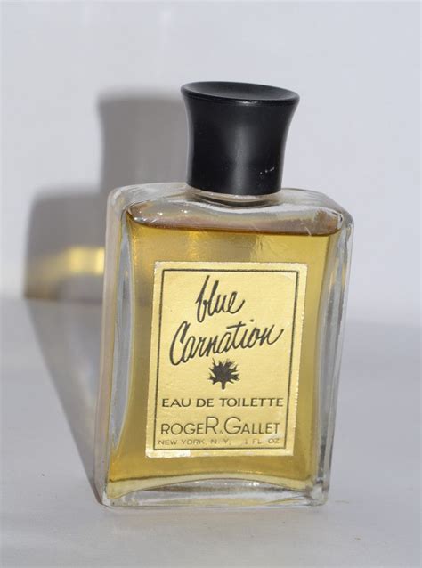 blue carnation perfume